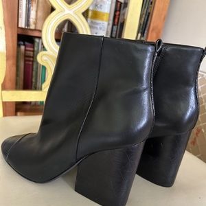Black leather Tory Burch Boots